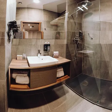 Hill Karkonosze & 4*